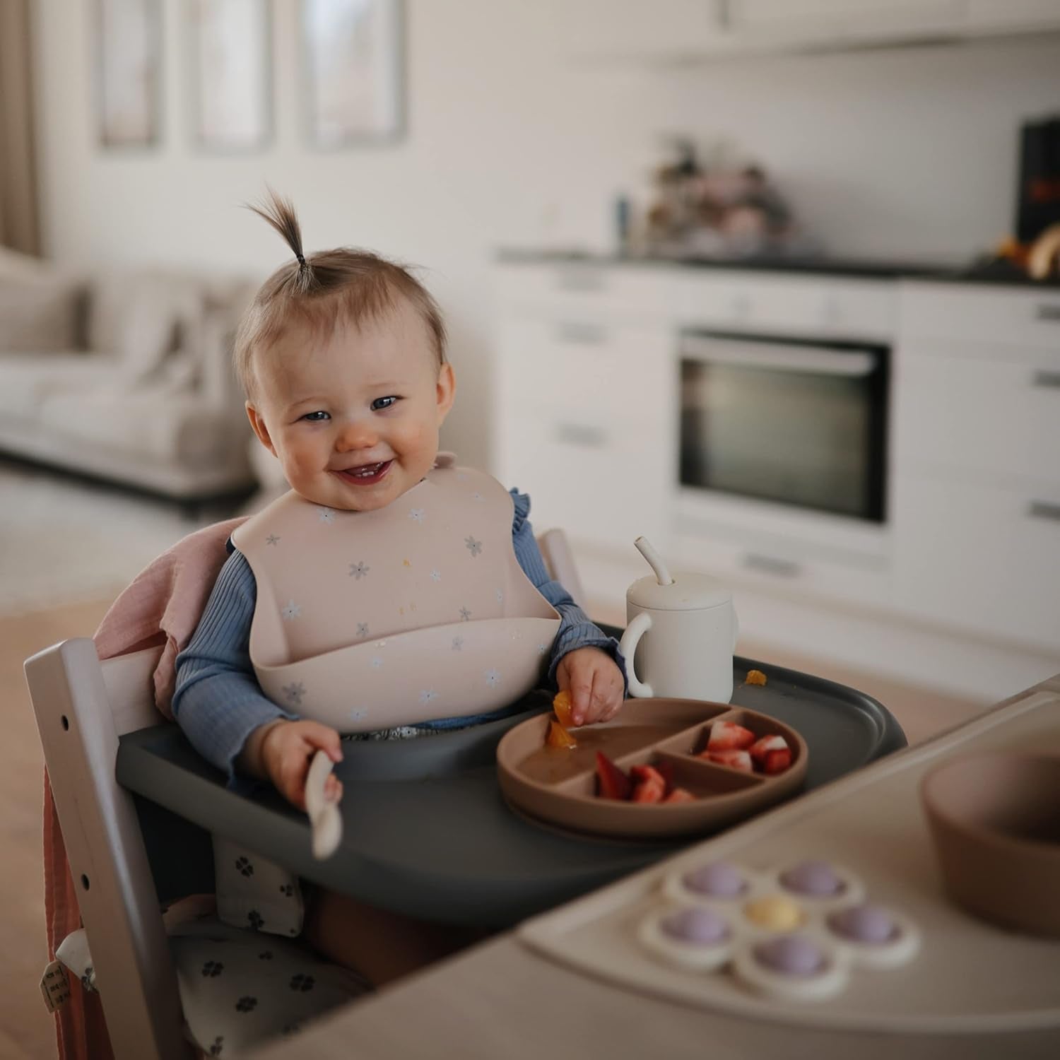 Silicone Baby Bib | Adjustable Fit Waterproof Bibs (Daisy)